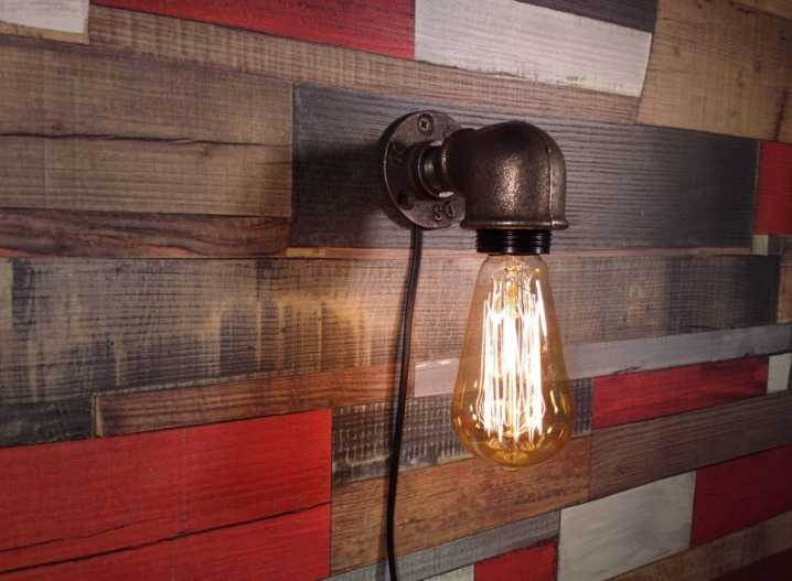 Светильник в стиле лофт (32 фото): люстра из водопроводных труб своими руками, подвесной или настенный светильник из дерева