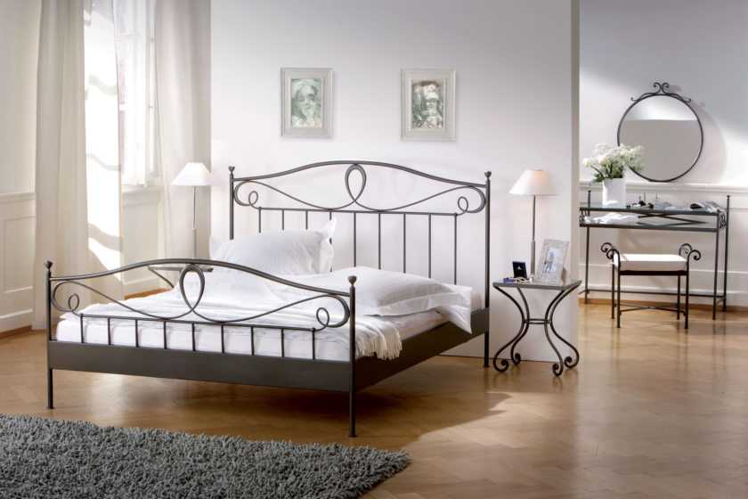 Изголовье кровати для спальни: фото в интерьере, виды, материалы, цвета, формы, декор