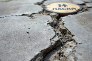 Ошибки при устройстве бетонных дорожек: почему поверхность крошится и скользит