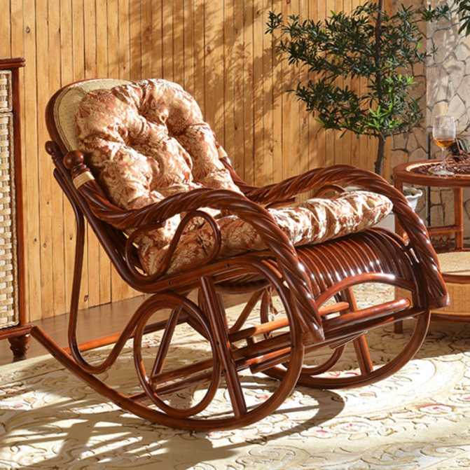 Деревянное кресло качалка - особенности моделей | фото