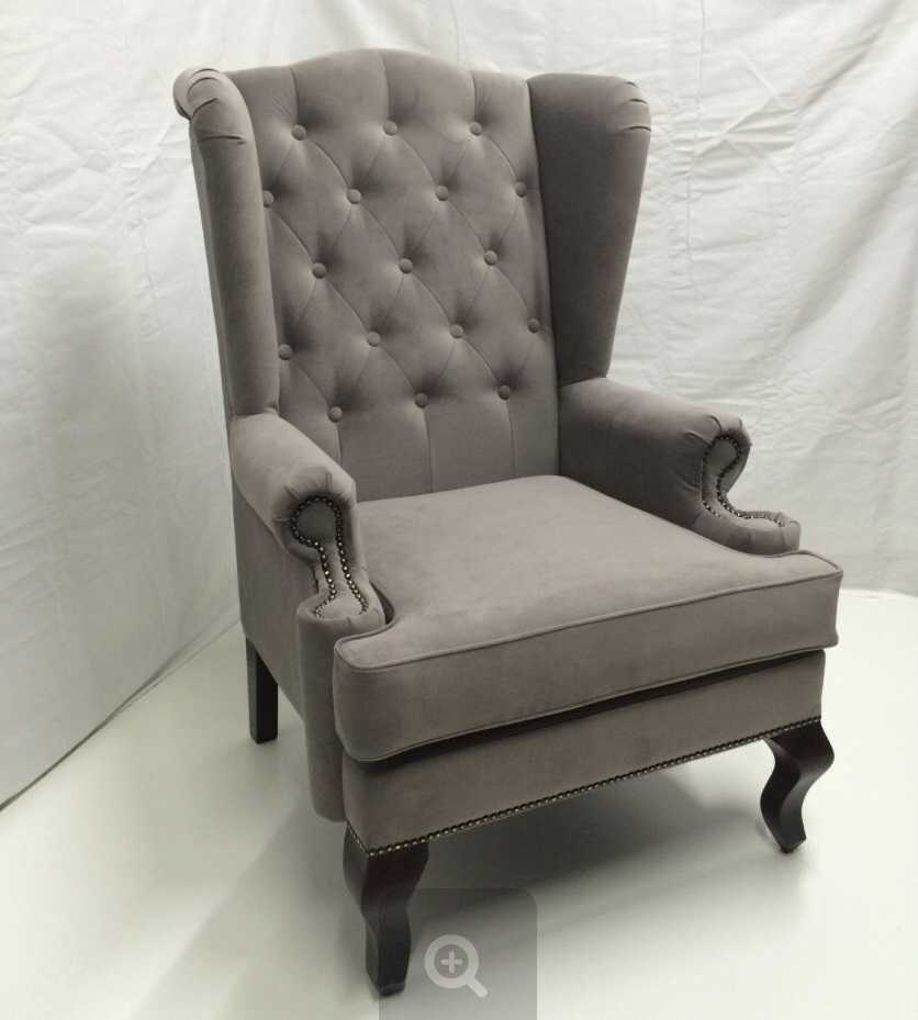 Английское каминное кресло с ушами — виды и особенности моделей
