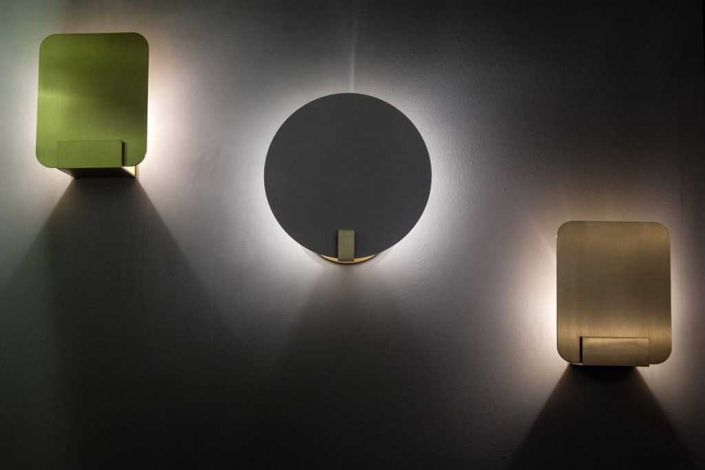 Современные бра: настенные модные светильники на стену в современном стиле