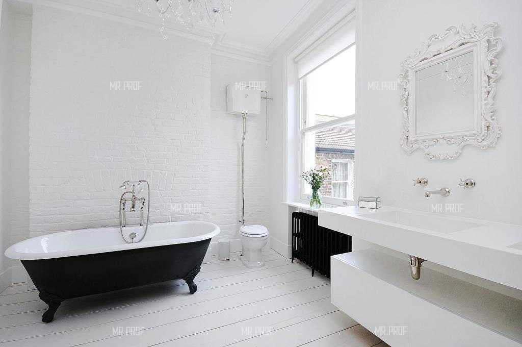 Ванны белые цена. Белая ванная комната. Белоснежная ванная комната. Белые Ванные комнаты. Белые стены в ванной.