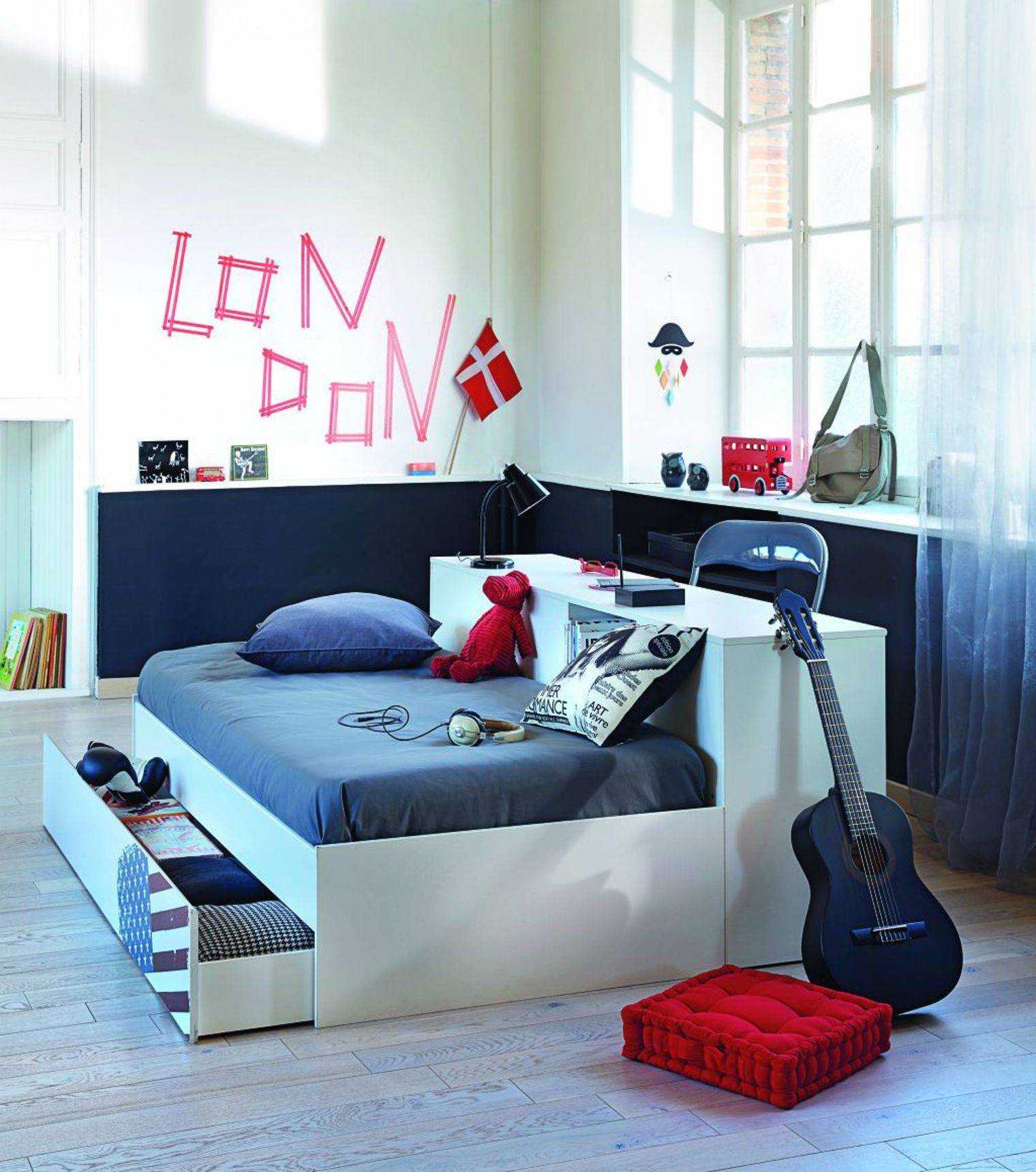 кровать или диван в комнату подростка