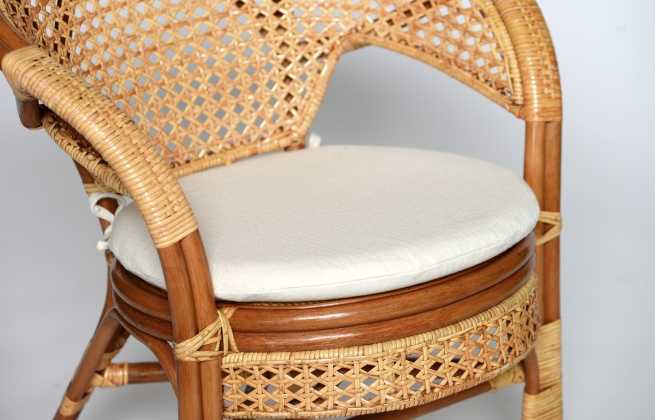 Кресло-качалка из ротанга: круглая плетеная мебель из искусственной лозы, отзывы