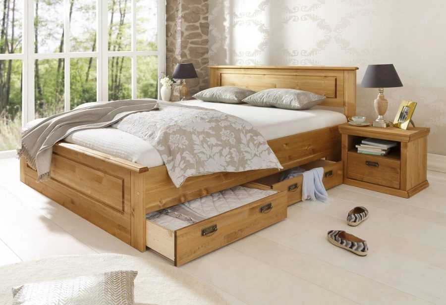 Деревянные двуспальные кровати (54 фото): модели массива дерева сосны или дуба, варианты с красивым изголовьем, как сделать самому