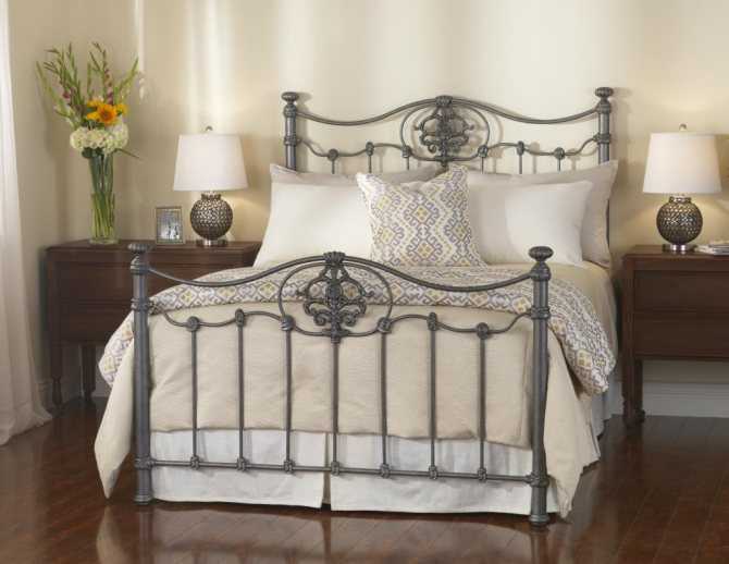 Двухъярусные кровати для взрослых (38 фото): двуспальная двухэтажная модель с рабочей зоной внизу, эскизы спальни для родителей, двухуровневые варианты, отзывы