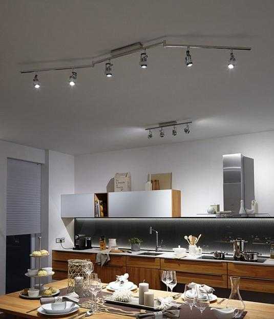 Трековая система освещения: применение в интерьере квартиры, шинные системы для дома и торговых отделов