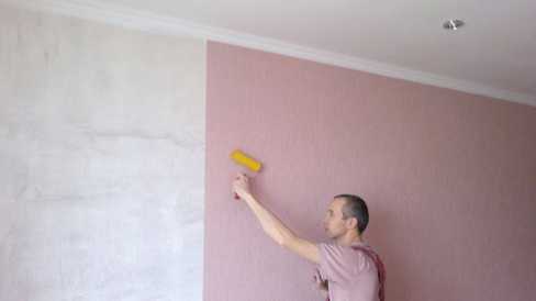 Краска для стеклообоев, какую выбрать для покраски стен