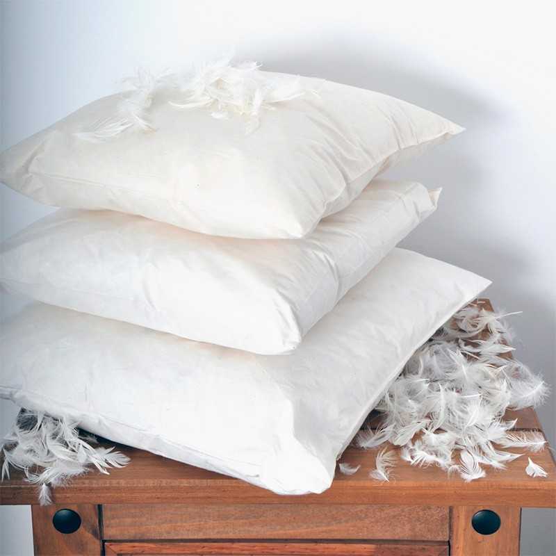 Наполнитель для декоративных подушек: типы материалов и их отличия