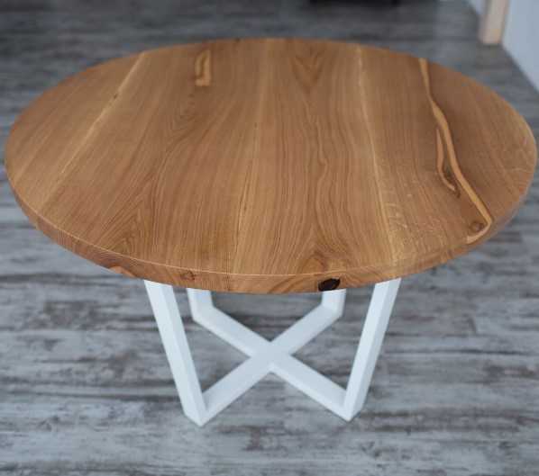Круглые журнальные столики (42 фото): белый полукруглый деревянный стол, мебель из дерева на колесиках в стиле «арт-деко»