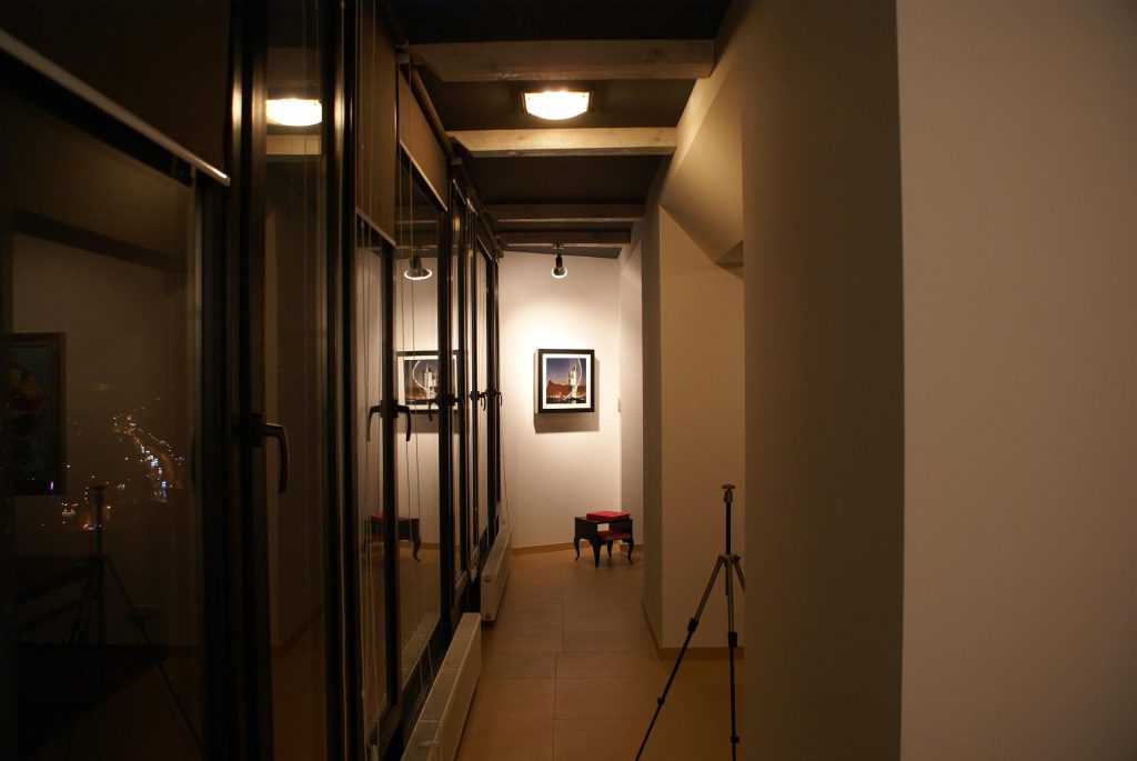 Освещение в прихожей (77 фото): какие выбрать светильники в коридор с натяжными потолками и с зеркалами, идеи дизайна