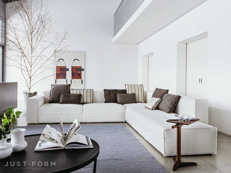 Прямые диваны (131 фото): кожаные и тканевые большие диваны без подлокотников, современные модели