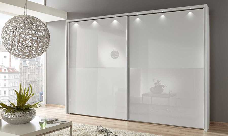 Шкафы-купе в интерьере (67 фото): модель lacobel, в европейской квартире-студии