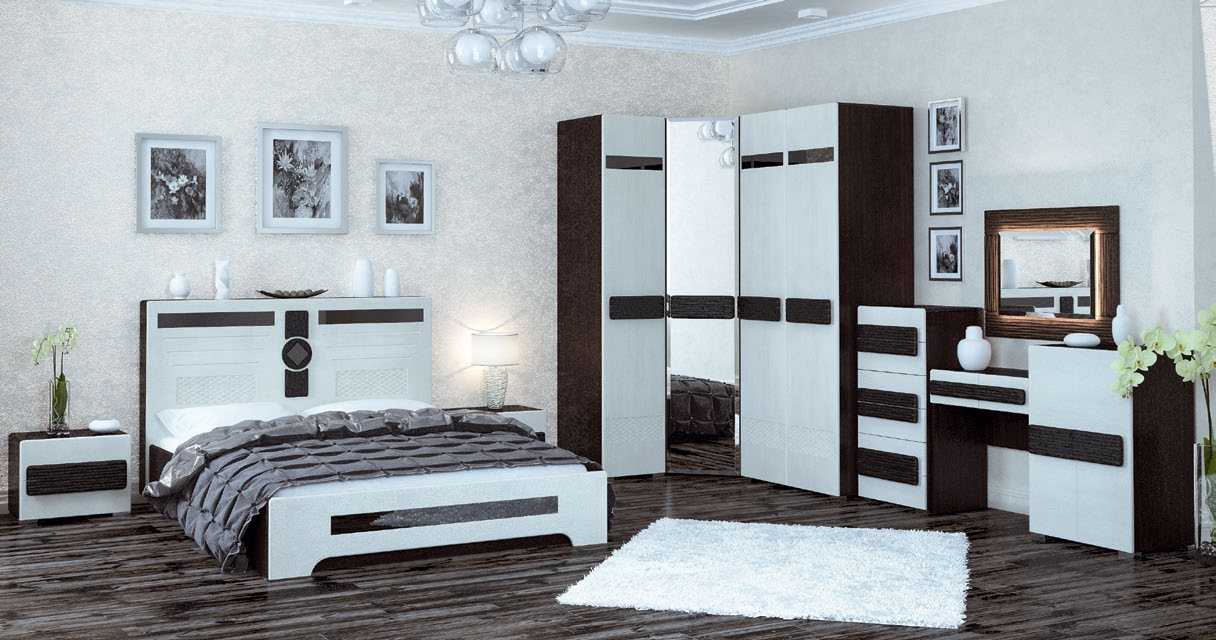 Мебель для спальни (91 фото): светлая мебель в стиле «прованс», встроенный набор из массива для интерьера с темной мебелью, какую красивую кованую мебель выбрать