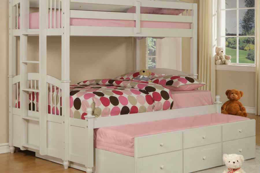 Белая двухъярусная кровать: каркас двухэтажных моделей с лестницей и комодом
