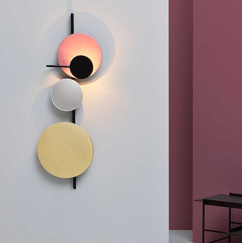 Бра (69 фото): настенные светильники, модели с креплением на стену против обычной люстры, свеча в стиле модерн, белые и черные