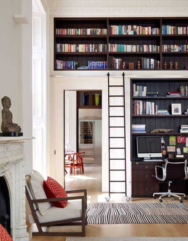 Стеллажи для книг бывают как большими, так и маленькими Какие есть металлические книжные стеллажи Как выбрать полки для домашней библиотеки Чем отличаются металлические и деревянные стеллажи в интерьере