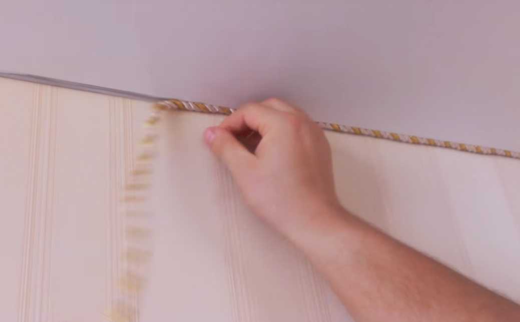 Декоративная вставка для натяжных потолков, как применять шнур и кант, подробно на фото и видео