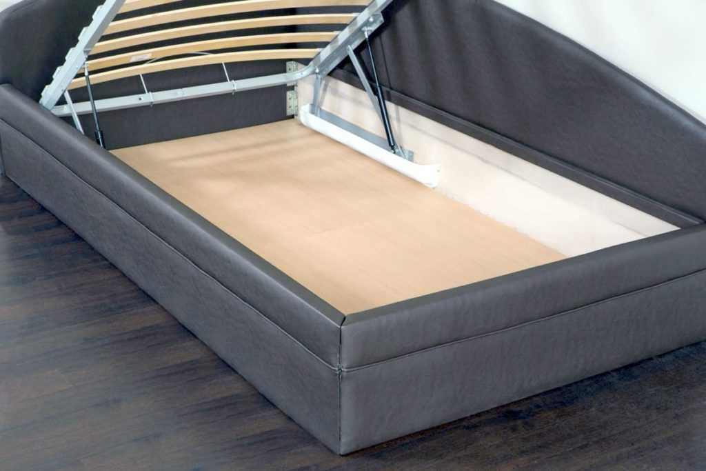 Кровати из массива дерева (54 фото): двуспальные кровати-диваны и кровати-домики, кровать-тахта «бали» и другие модели, кровати 160х200, 200х200 и других размеров