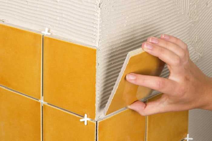 Правильная технология укладки плитки на стену: все этапы, важные нюансы и как это выглядит